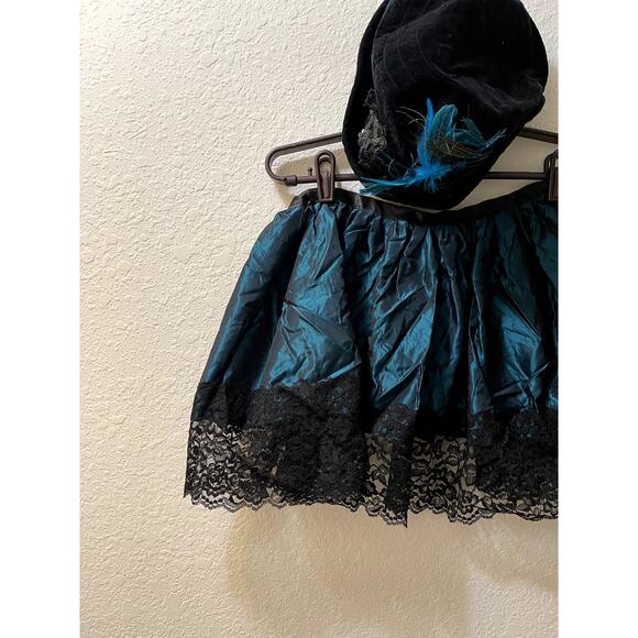 Vintage Taffeta, Black Lace & Velvet Hat Costume Cosplay - Picture 2 of 9